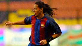 “Si los partidos eran a las 12 de la noche, iba a ser el mejor del mundo”: Ronaldinho con Ibai