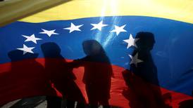 Reestructuración de deuda de Venezuela demorará años, estima Fitch