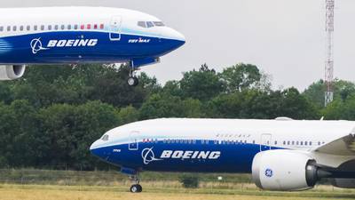 Boeing se ‘guarda’ previsiones financieras para 2024 por accidentes con sus aviones