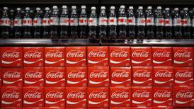 Bebidas con menos azúcar 'refrescan' acciones de Coca-Cola y alcanzan nuevo máximo