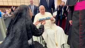 Papa Francisco da bendición ‘exprés’ al Tren Maya a días de su inauguración, presume Mara Lezama