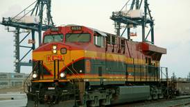 Ferroviaria Kansas City México respetará imposición de arancel al acero 