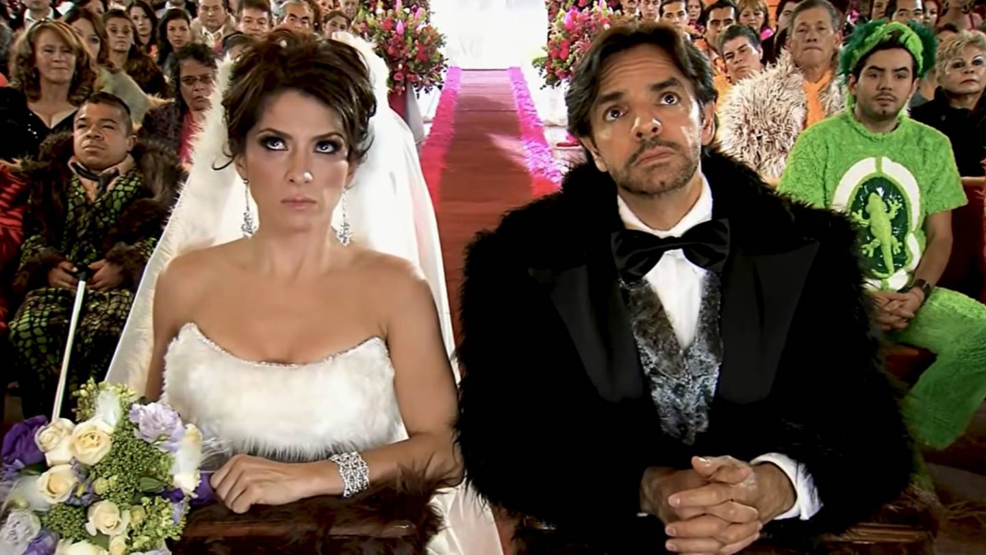 Mi boda de P. Luche!': La vez que Eugenio Derbez y Alessandra Rosaldo se  casaron en sketch – El Financiero