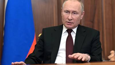 Putin anuncia operación militar en el este de Ucrania