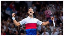 Novak Djokovic derrota a Daniil Medvedev y se corona en el Abierto de París
