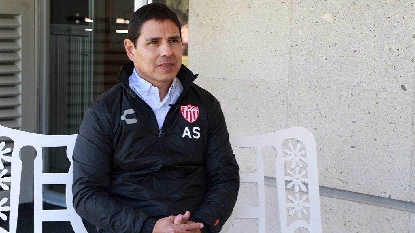Alfonso Sosa: 'el Club Necaxa necesita vender'