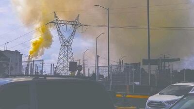 ¿Qué es ese exceso de humo amarillo en el aire? La refinería de Pemex en Guanajuato