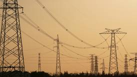 ¿Cómo puede México salir del ‘meollo’ del problema de congestión de la red eléctrica?