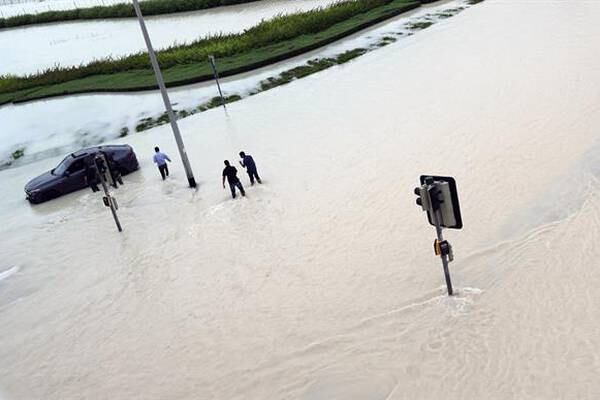 Se ‘cae el cielo’ en Dubai: reportan tormentas equivalentes a un año y medio en 24 horas