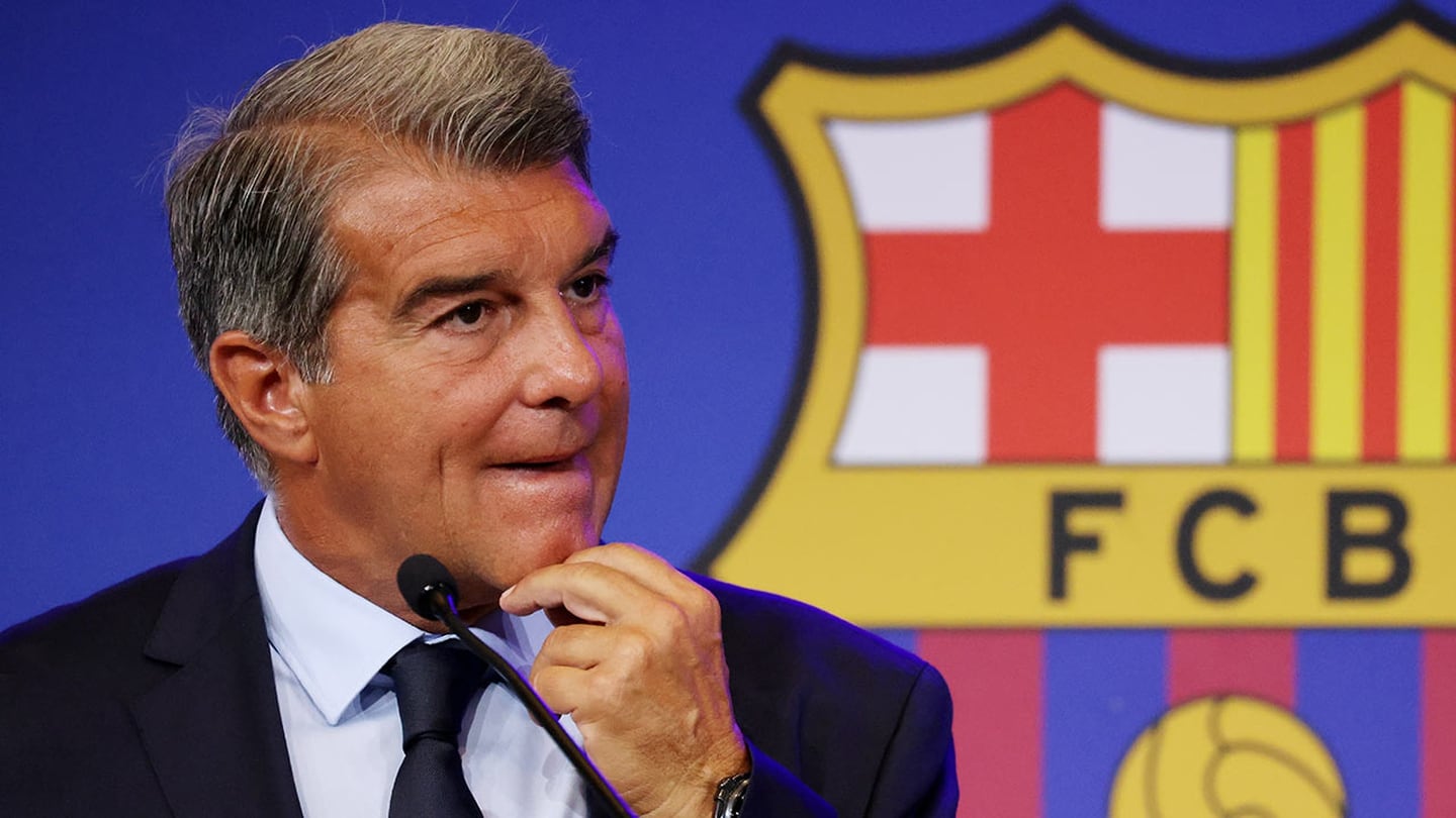 El club Blaugrana tuvo que debilitar la plantilla a cambio de salvar la economía (Reuters)