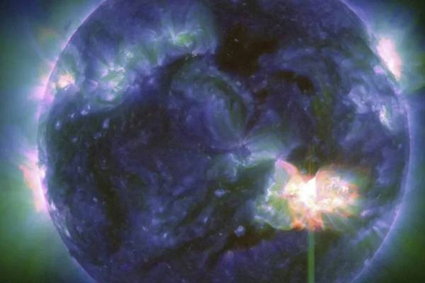 ¿Tormenta solar traerá cielos rosas por formación de aureolas boreales?