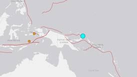 Activan alerta de tsunami por sismo en Papúa Nueva Guinea