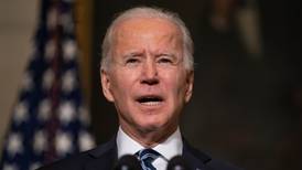 Biden resucita HealthCare.gov, los mercados de seguros nacidos bajo el 'Obamacare'
