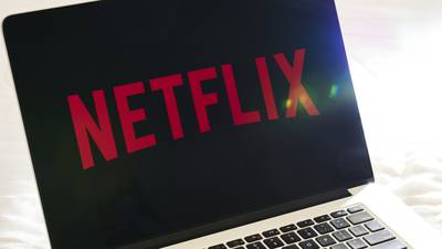 Netflix se ‘desploma’: acciones se encaminan a su mayor caída trimestral  desde 2012