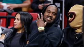 Exempleado de Kanye West asegura que el rapero estaba obsesionado con Hitler