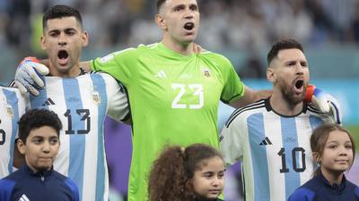 Ni la ‘Scaloneta’ escapa de la crisis: Messi perderá estos millones cuando regrese a Argentina
