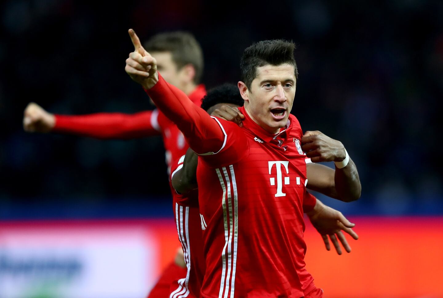 Bayern München empató sobre el final