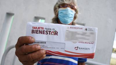 Pensión para adultos mayores 2023 aumentará 25%, promete Andrés Manuel López Obrador
