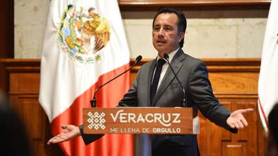 Por lío de la Torre Centro, el gobernador Cuitláhuac García denuncia a dos jueces ante la FGR
