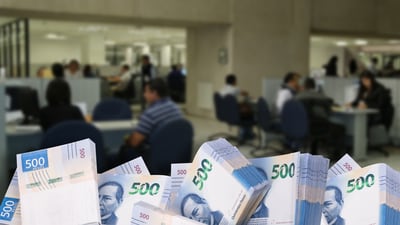 Aguinaldo para burócratas: Hacienda establece que se les pague a partir de esta fecha 