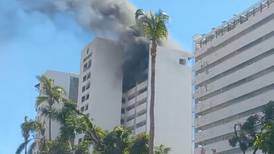 ¡Con el hotel Emporio ya no! Se registra fuerte incendio con origen en un penthouse 