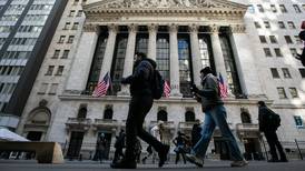 Wall Street cierra ‘preocupado’ ante percepción de riesgo por tensiones geopolíticas