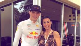 ¿Quién es Sophie Kumpen, la mamá de Max Verstappen que habló sobre ‘Checo’ Pérez?