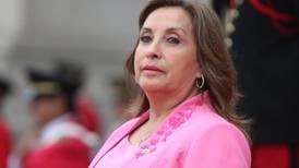 ‘Desgreñan’ a la presidenta Dina Boluarte: Mujer la agredió por el asesinato de su esposo