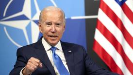 Biden manda mensaje a Putin: establecerá nuevo cuartel y enviará aviones de combate a Europa