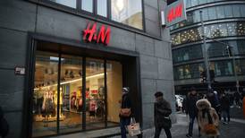 Este es el acuerdo para subir sueldo a empleados de H&M: ¿Incrementará el precio de la ropa?
