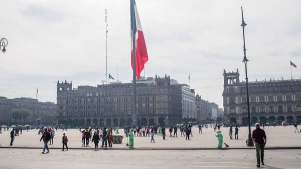 Moody's empeora previsión para la economía de México; espera caída del 10% en 2020