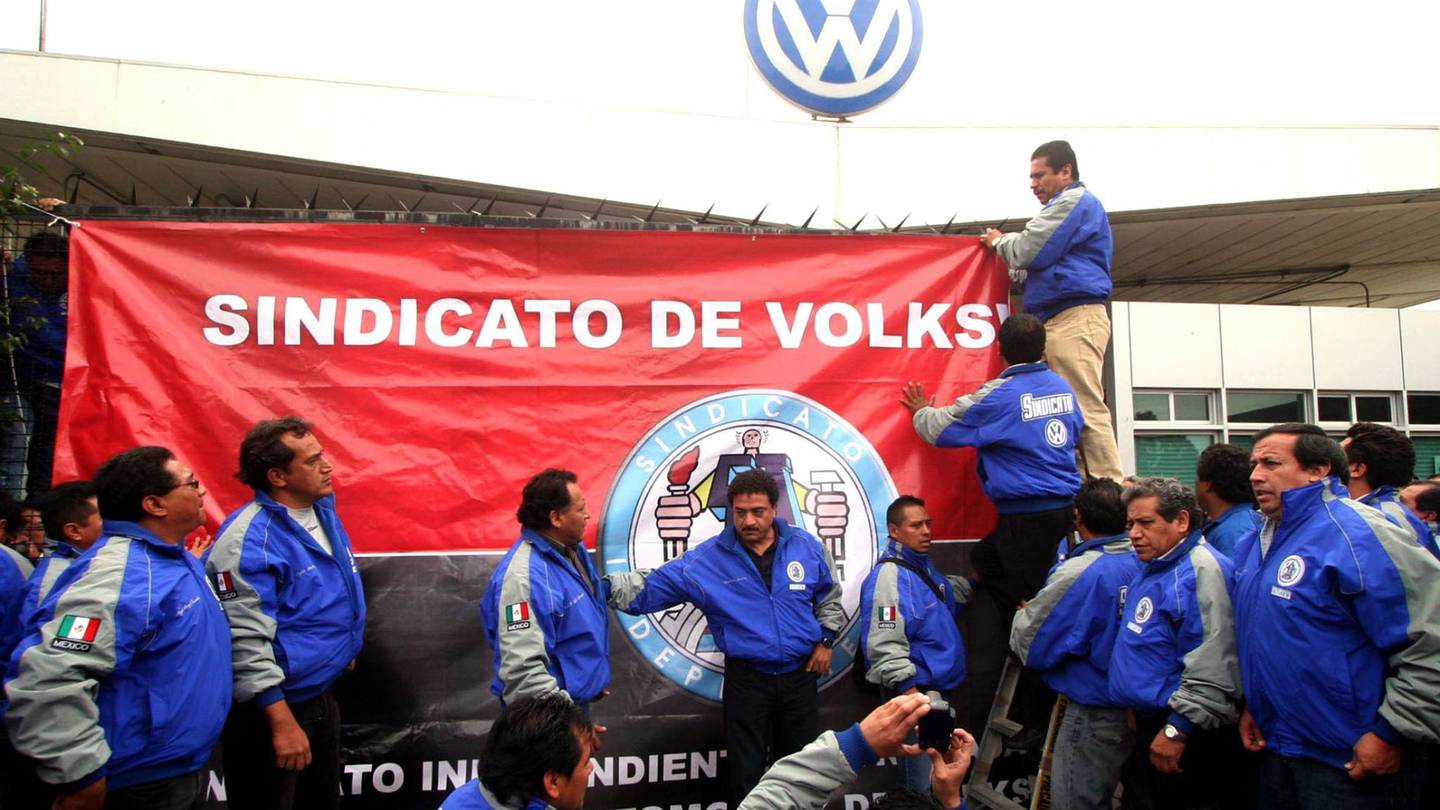 VW anuncia nuevo paro técnico en Puebla ante desabasto de semiconductores –  El Financiero