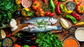 Dieta mediterránea: ¿En qué consiste y cómo ayuda a bajar de peso?