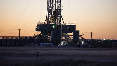 Excedentes petroleros se quedaron cortos al tratar de compensar los estímulos a combustibles: IMCO