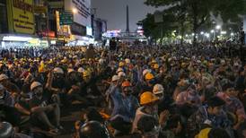 Tailandia amenaza con censurar los medios de comunicación mientras aumentan las protestas