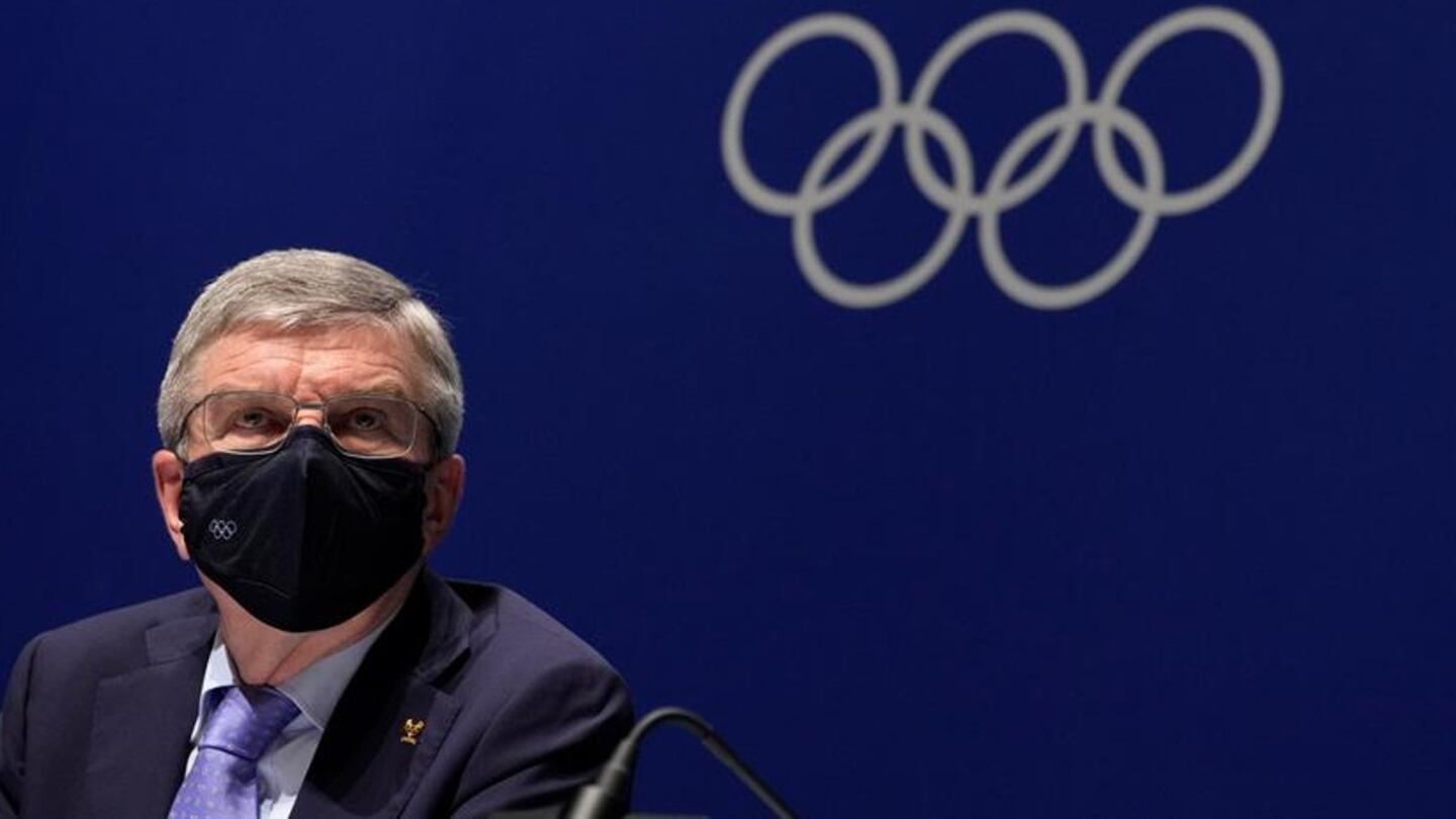 Bach: El positivo en la Villa Olímpica 'no supone riesgos' para otros atletas
