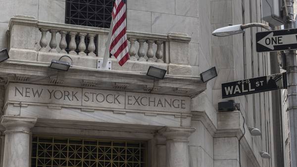 Wall Street ‘le echa ganas’ ante declaraciones de la Fed; Dow Jones gana 0.11%