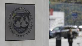 FMI considera reducir la línea de crédito de México a menos de 74 mil mdd a petición del Gobierno