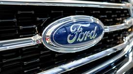 Ford aplaza reapertura de sus plantas en México
