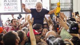 Ni la cárcel frenaría a Lula para ir por la presidencia de Brasil