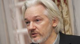 Julian Assange podría ser extraditado a EU la próxima semana, prevé el director de WikiLeaks