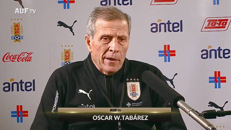 Óscar Tabárez fue ratificado como entrenador de Uruguay