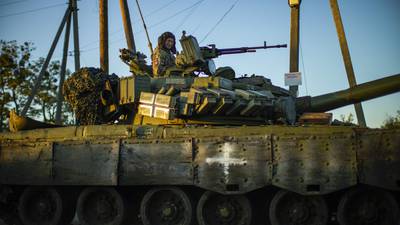 EU envía ayuda a Ucrania: incluye tanques y misiles por 400 millones de dólares
