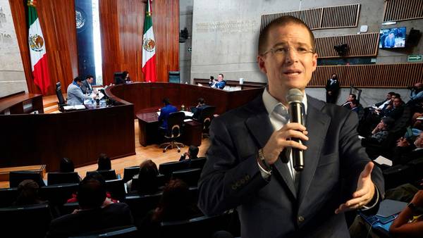 Ricardo Anaya la libra; mantendrá candidatura en el Senado