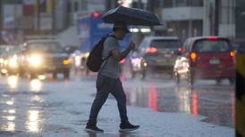 Frente frío, aire polar y tormenta ‘Pilar’ ‘azotarán’ a México: Prevén lluvias fuertes en 10 estados
