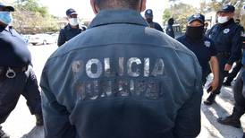 Una buena: FGR vincula a proceso a policías que agredieron a periodista en Cancún