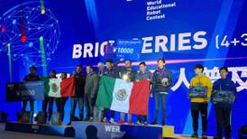Estudiantes de México se llevan el '1, 2 y 3' en torneo mundial de robótica en China
