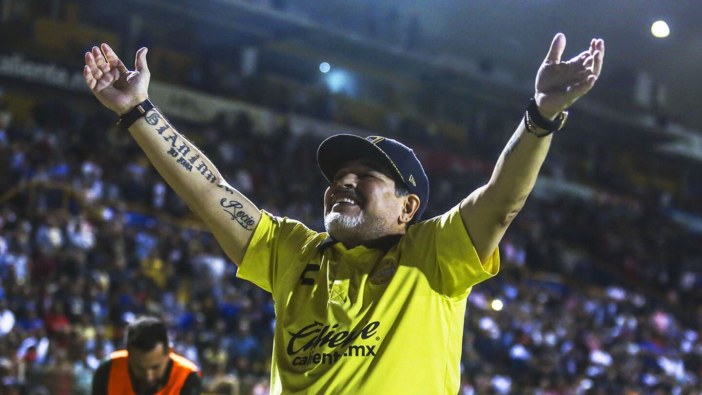Maradona arregló su continuidad en Dorados