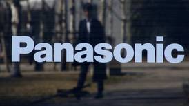 Panasonic se suma a compañías que 'rompen' con Huawei y detiene envío de componentes 