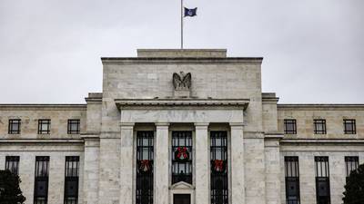 Fed se encamina a subir tasas de interés en marzo, según minutas